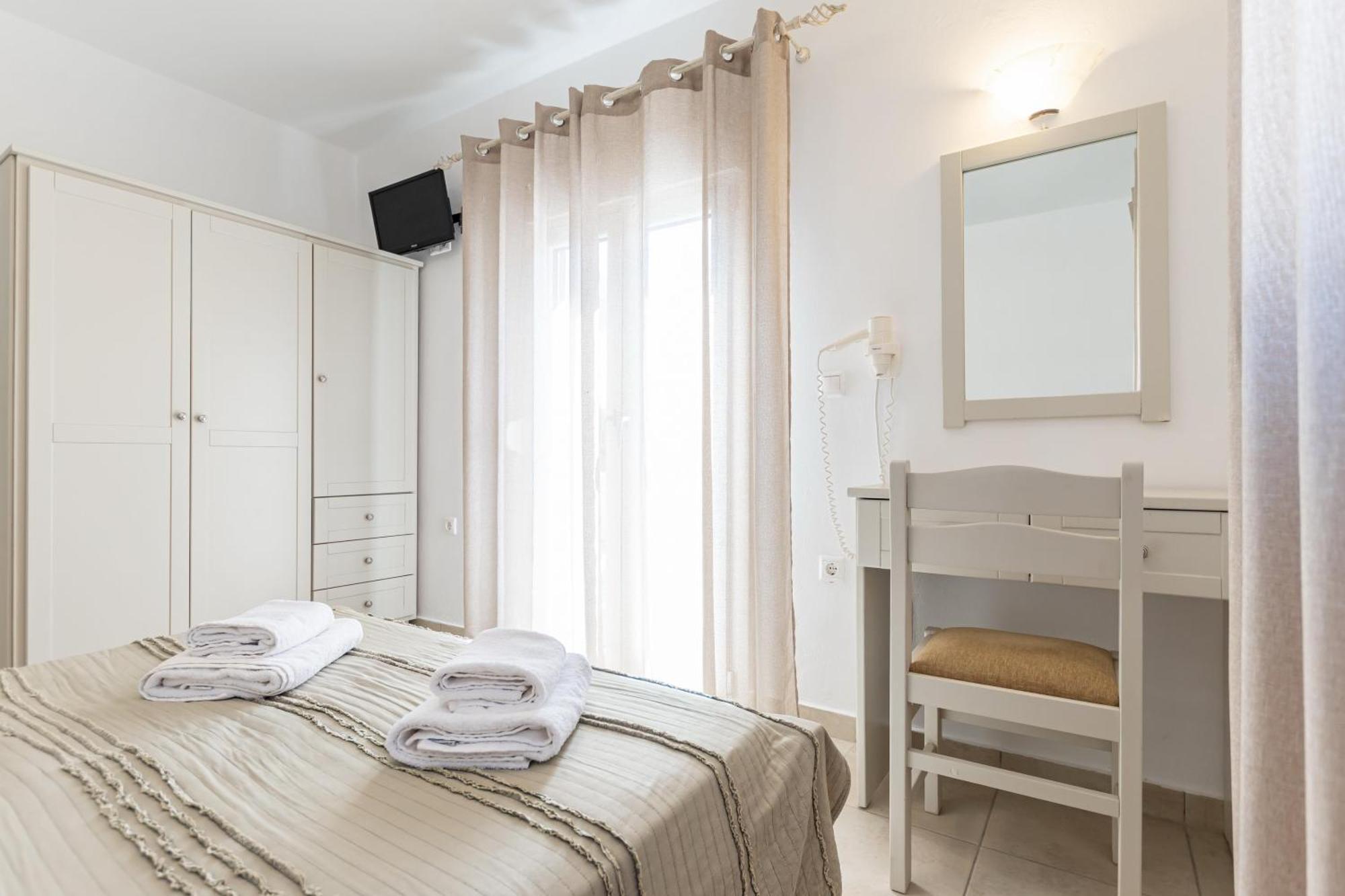 Studios Farma Agia Anna  外观 照片